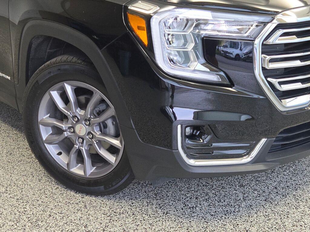 used 2022 GMC Terrain car, priced at $27,217