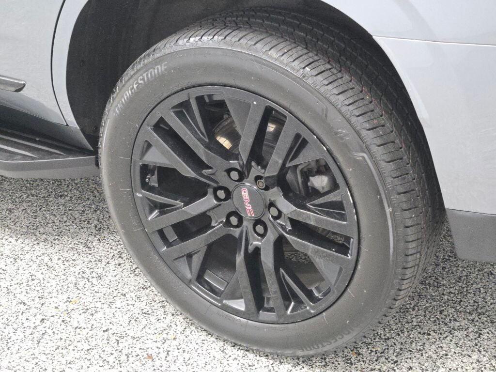 used 2021 GMC Yukon car, priced at $46,999