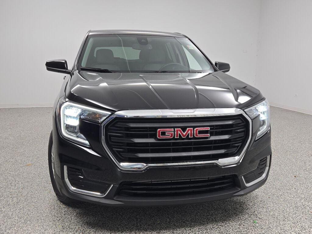 used 2024 GMC Terrain car, priced at $21,499