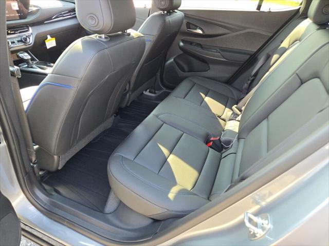 new 2025 Buick Envista car, priced at $33,245