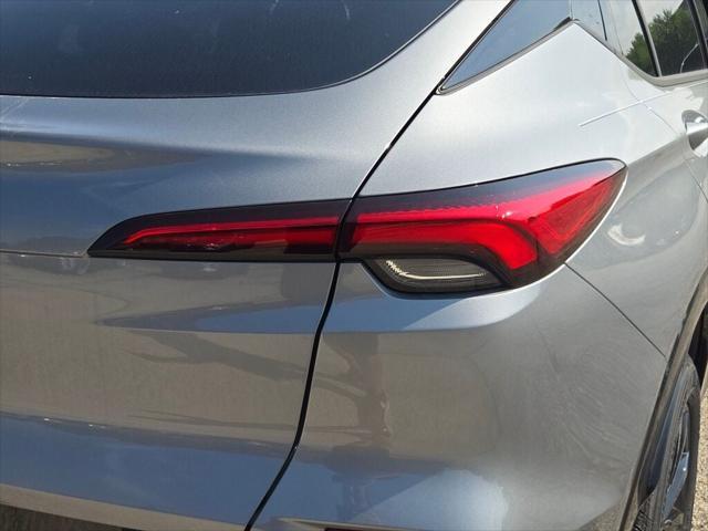 new 2025 Buick Envista car, priced at $33,245