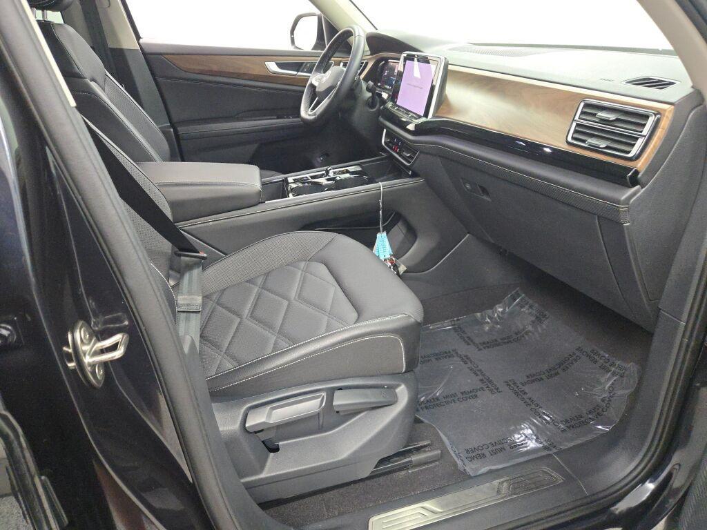 used 2024 Volkswagen Atlas car, priced at $29,999