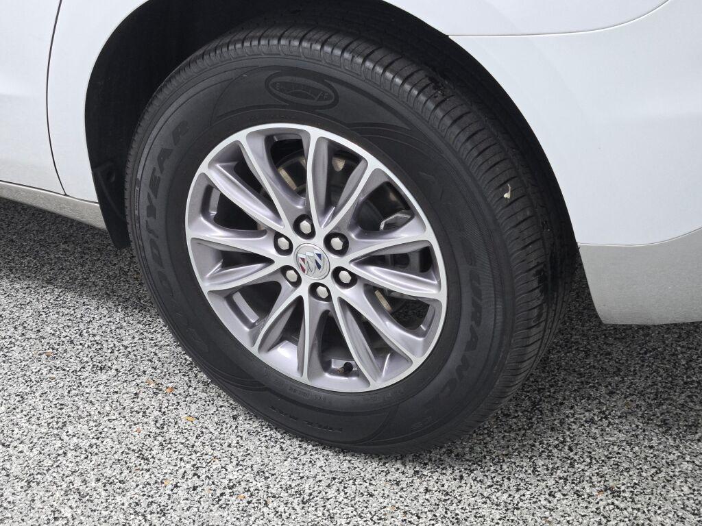 used 2024 Buick Enclave car, priced at $31,399