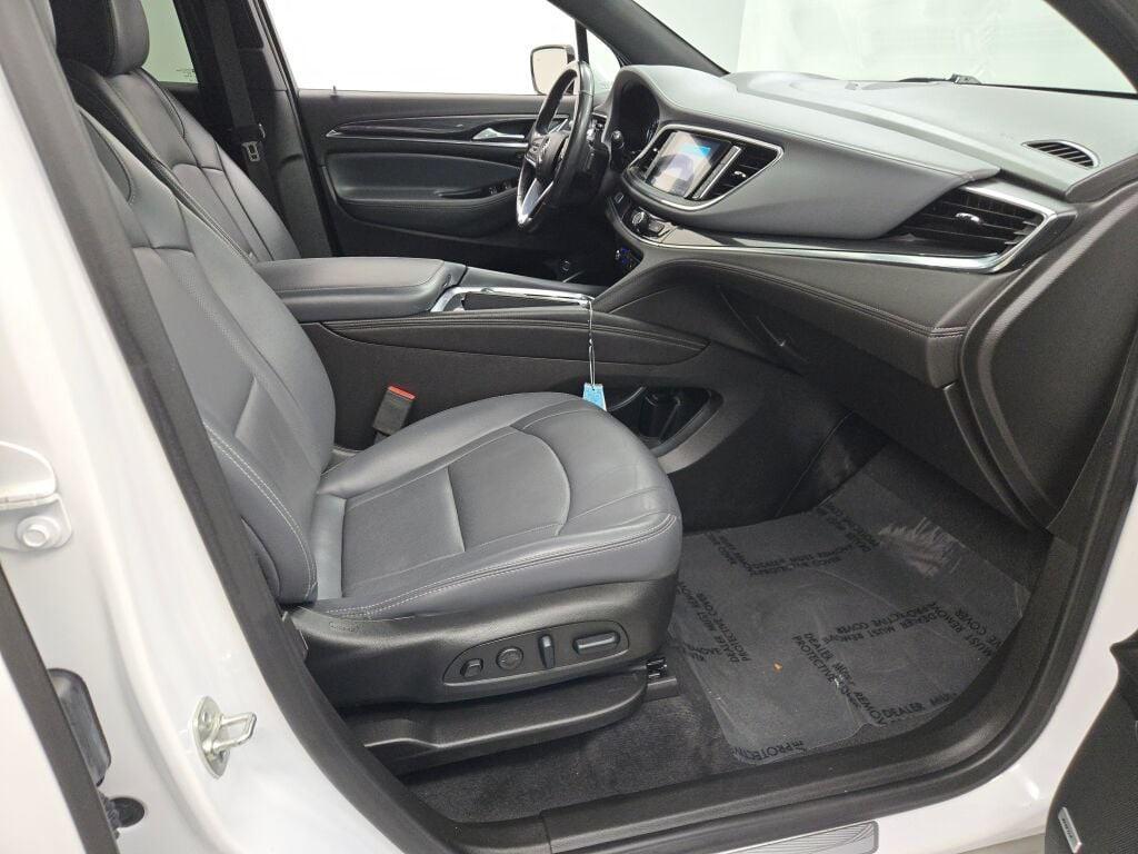 used 2024 Buick Enclave car, priced at $31,399