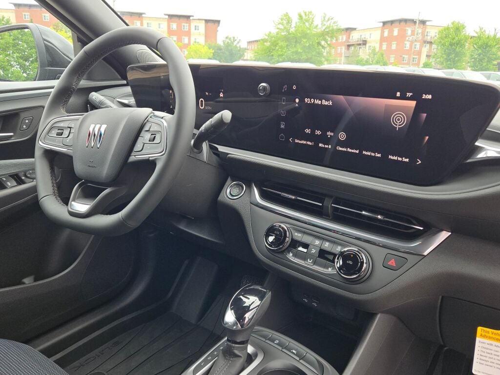 new 2025 Buick Envista car, priced at $26,516