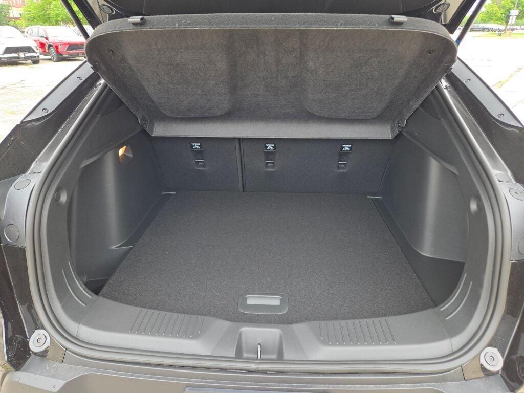 new 2025 Buick Envista car, priced at $26,516