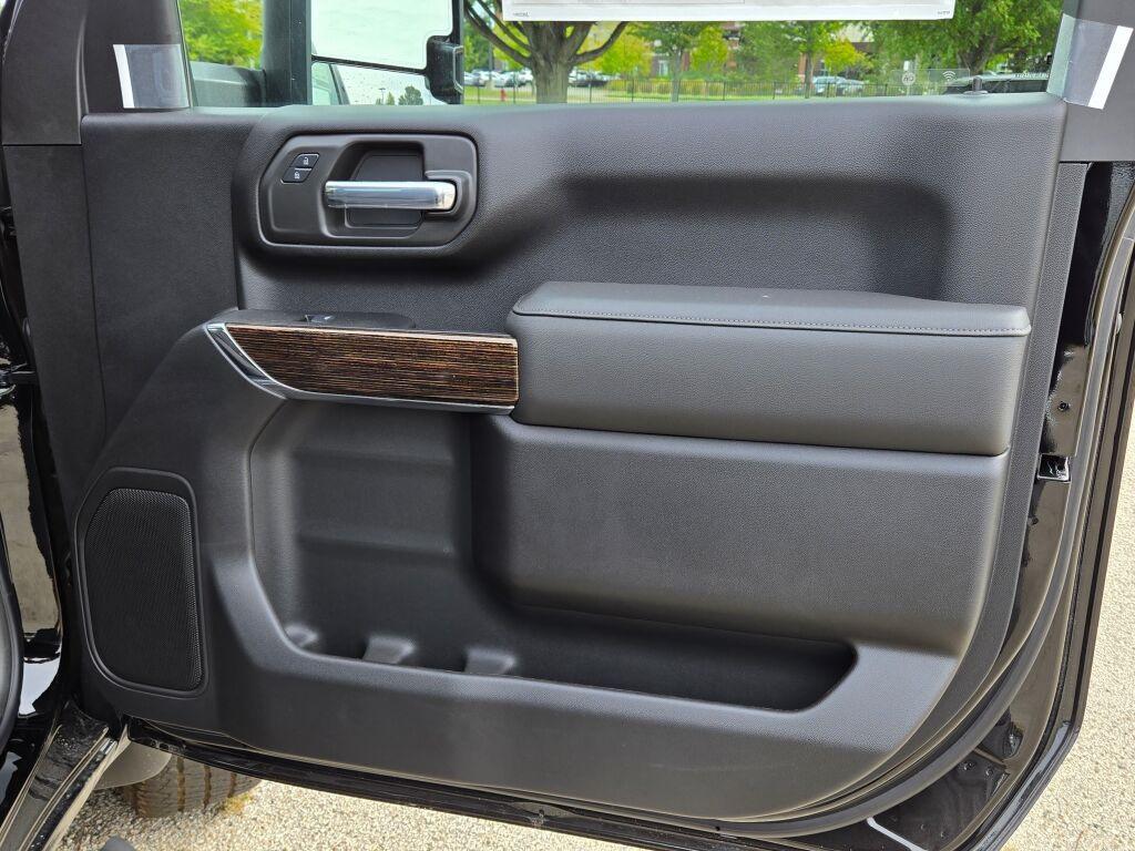new 2025 GMC Sierra 2500 car, priced at $62,939