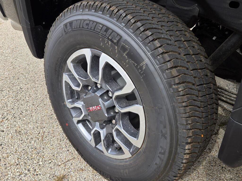 new 2025 GMC Sierra 2500 car, priced at $62,939