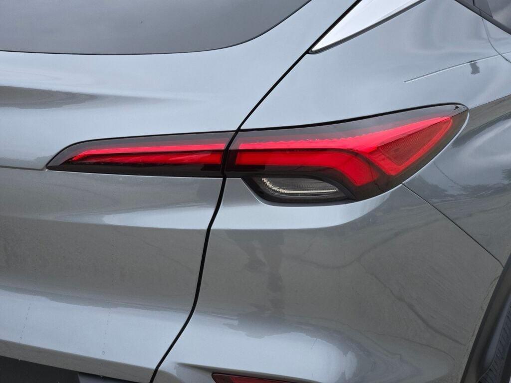 new 2025 Buick Envista car, priced at $23,497