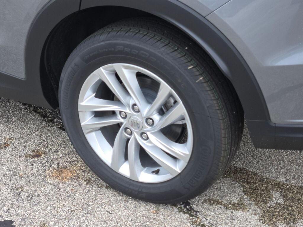 new 2025 Buick Envista car, priced at $23,497