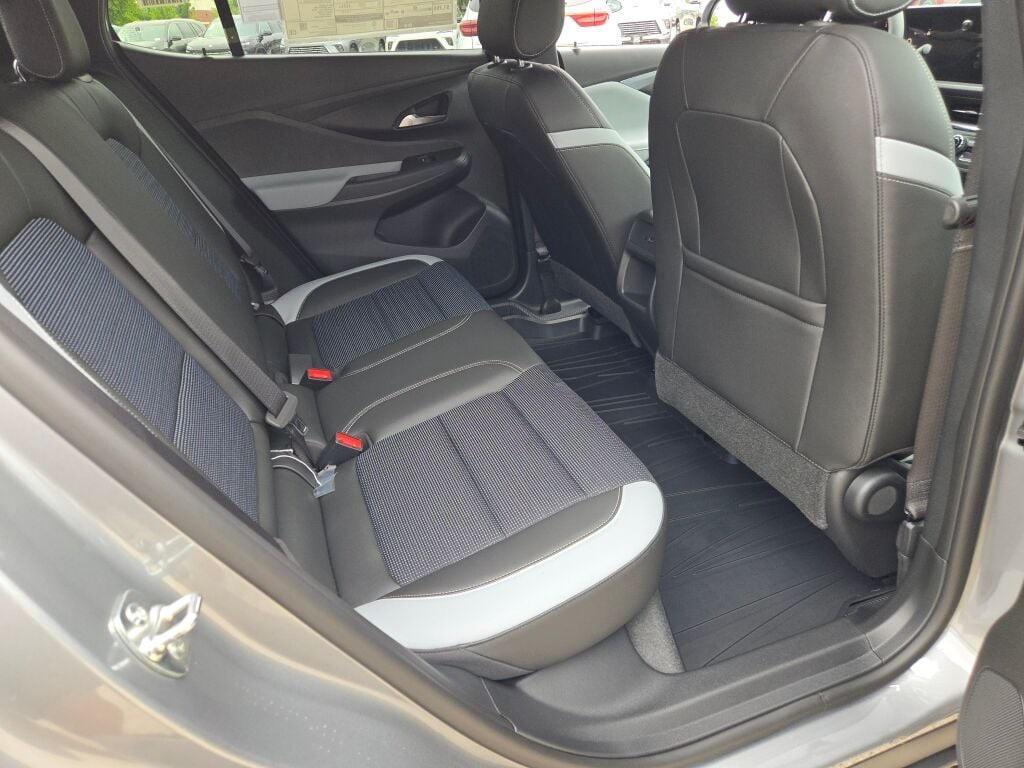 new 2025 Buick Envista car, priced at $23,497