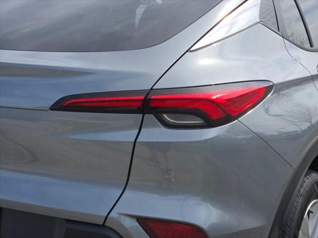 new 2025 Buick Envista car, priced at $26,460