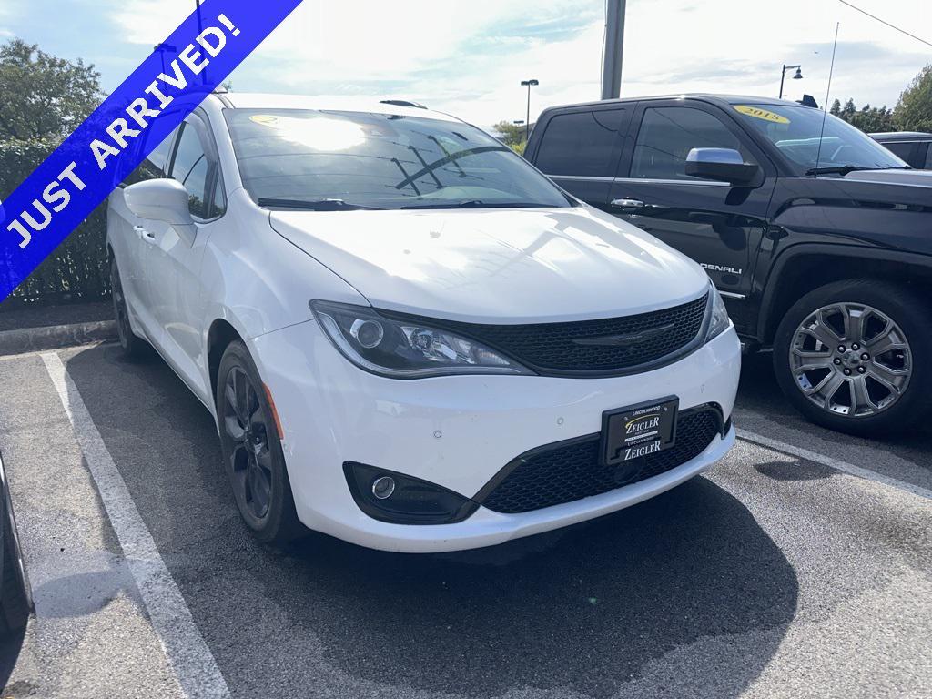 used 2020 Chrysler Pacifica car, priced at $15,799
