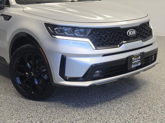 used 2021 Kia Sorento car, priced at $25,228