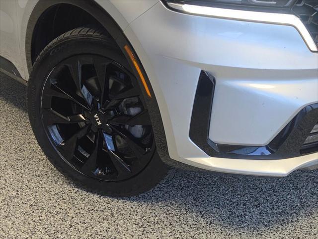 used 2021 Kia Sorento car, priced at $25,228