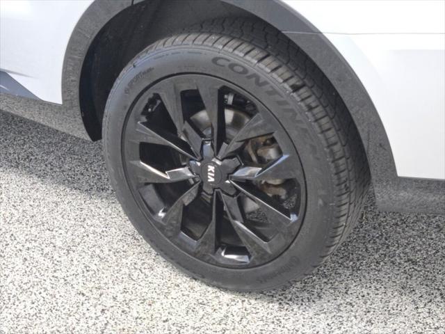 used 2021 Kia Sorento car, priced at $25,037
