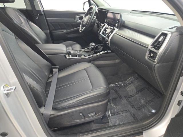 used 2021 Kia Sorento car, priced at $25,228