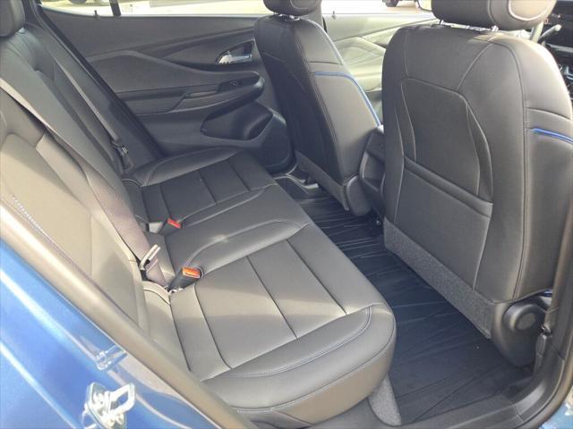 new 2025 Buick Envista car, priced at $29,945