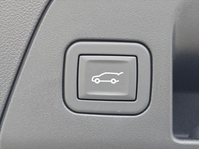 new 2025 Buick Envision car, priced at $40,907