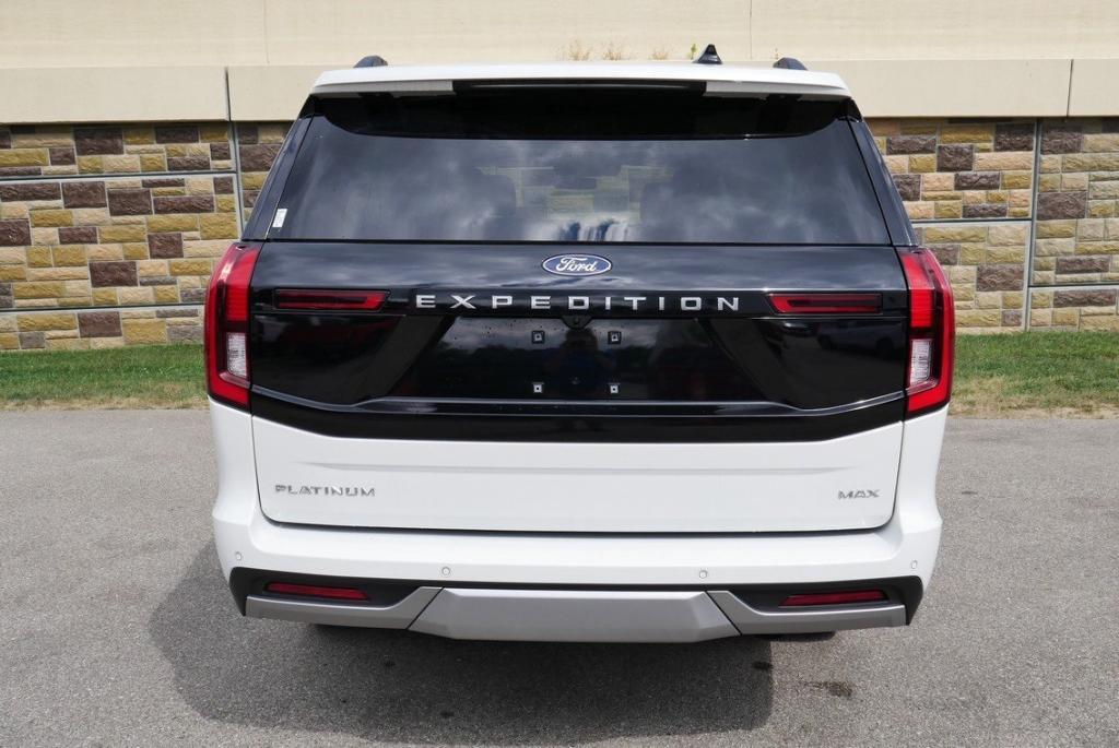 new 2025 Ford Expedition Max car, priced at $80,174