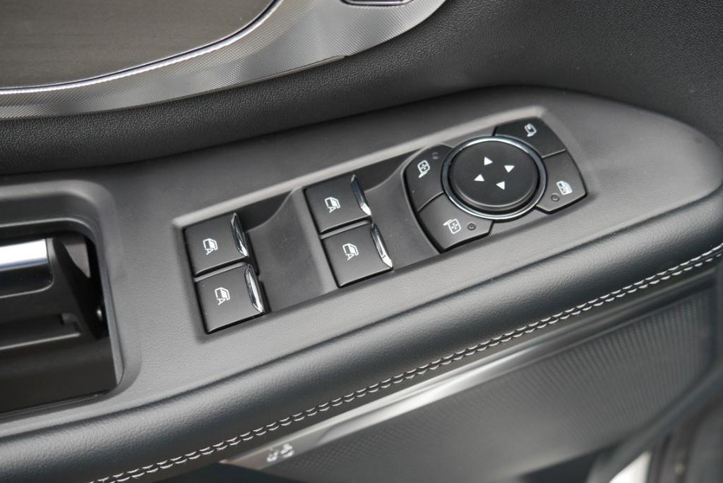 new 2025 Ford Expedition Max car, priced at $80,174