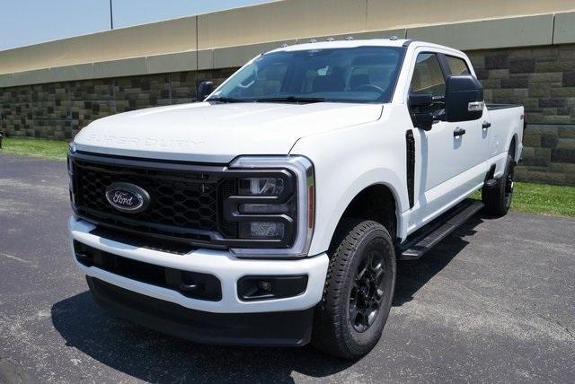 new 2025 Ford F-350 car, priced at $55,542
