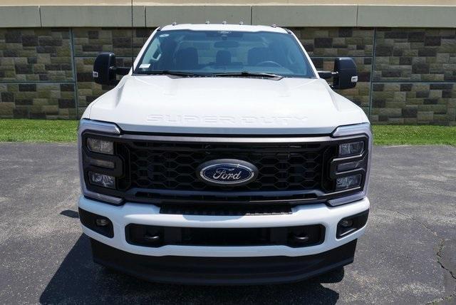 new 2025 Ford F-350 car, priced at $55,542