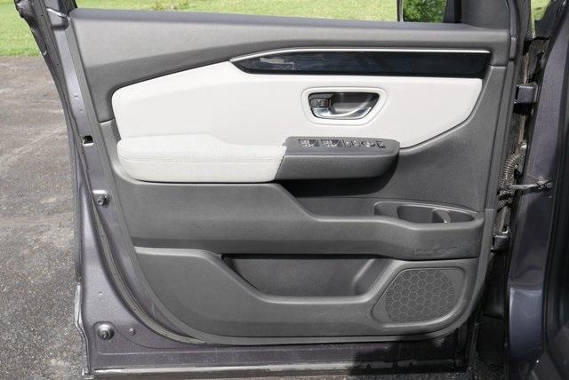 used 2023 Honda Pilot car, priced at $34,336