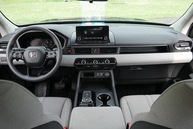 used 2023 Honda Pilot car, priced at $34,336