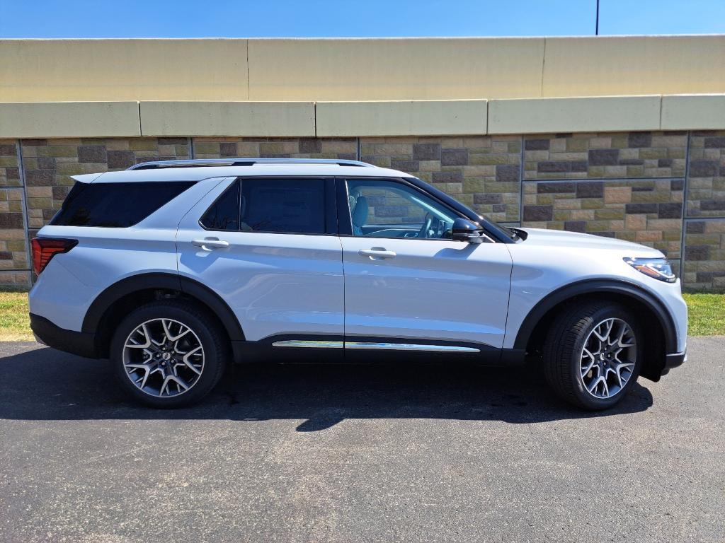 new 2025 Ford Explorer car, priced at $56,488