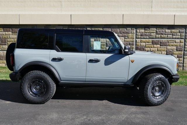 new 2024 Ford Bronco car, priced at $59,265