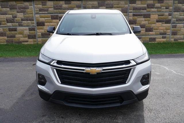 used 2022 Chevrolet Traverse car, priced at $25,196