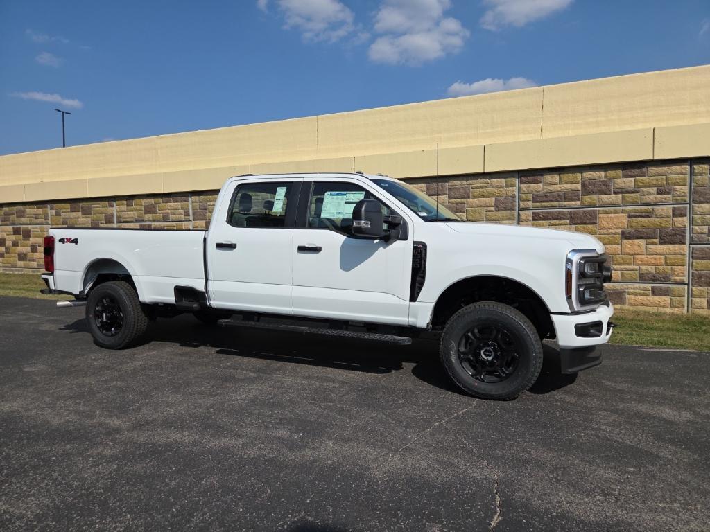 new 2025 Ford F-350 car, priced at $56,728