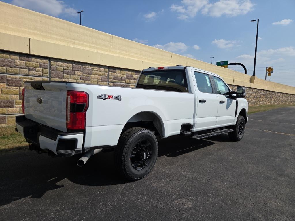 new 2025 Ford F-350 car, priced at $56,728