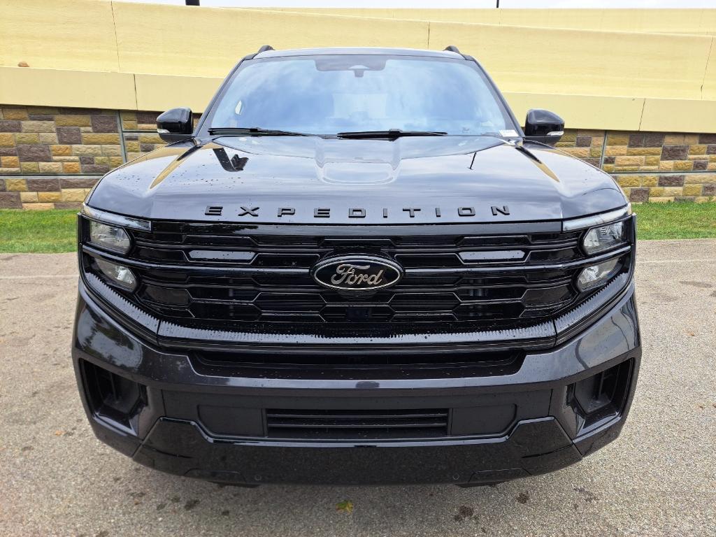 new 2025 Ford Expedition Max car, priced at $84,050