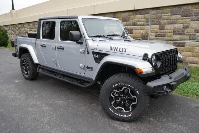 used 2022 Jeep Gladiator car, priced at $32,388