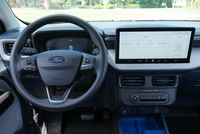 new 2025 Ford Maverick car