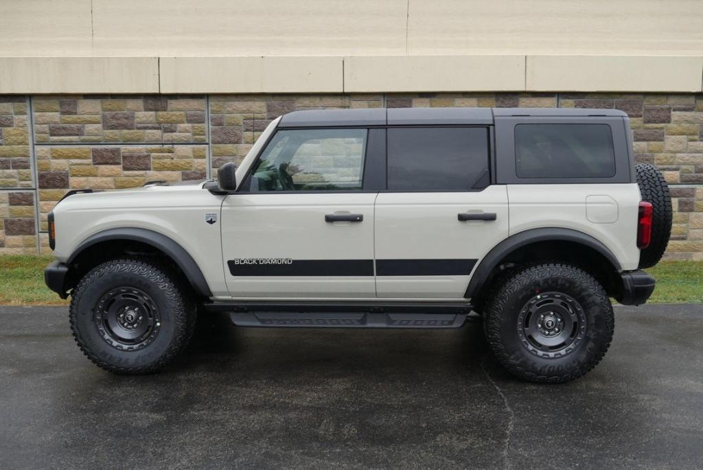 new 2025 Ford Bronco car, priced at $55,500