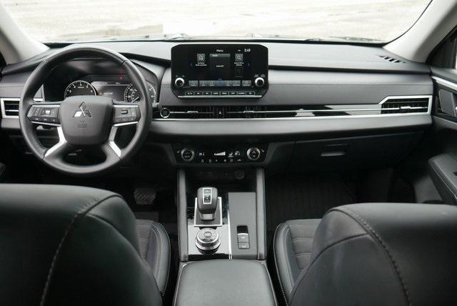 used 2024 Mitsubishi Outlander car, priced at $27,688