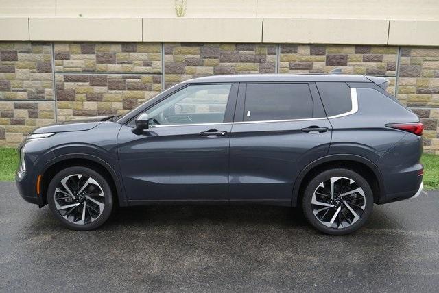 used 2024 Mitsubishi Outlander car, priced at $27,688