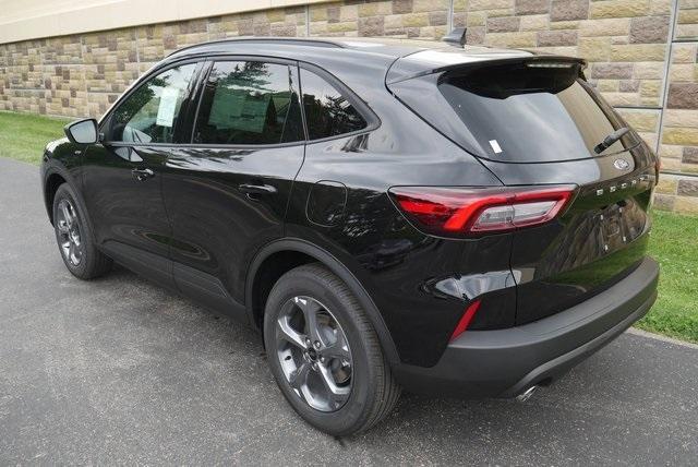 new 2025 Ford Escape car, priced at $33,189