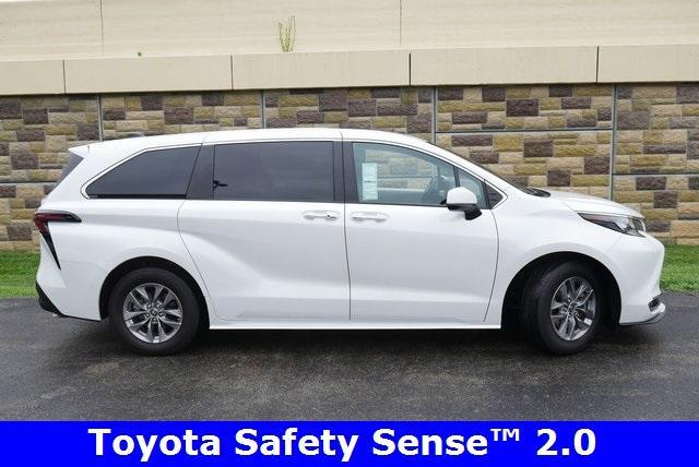 used 2024 Toyota Sienna car, priced at $49,919
