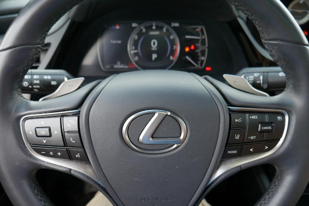 used 2022 Lexus ES 350 car, priced at $31,975