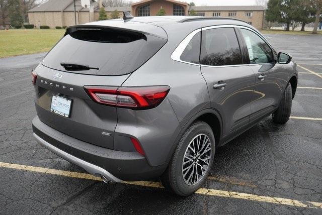 new 2025 Ford Escape car, priced at $39,275