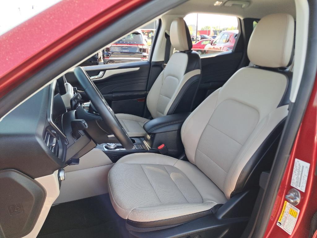 used 2022 Ford Escape car, priced at $20,396