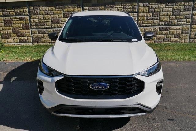 new 2025 Ford Escape car, priced at $33,868