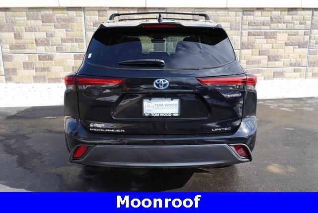 used 2022 Toyota Highlander Hybrid car, priced at $41,305