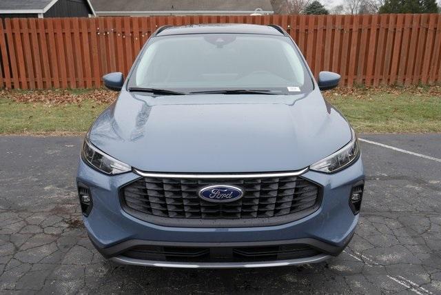 new 2025 Ford Escape car, priced at $39,275