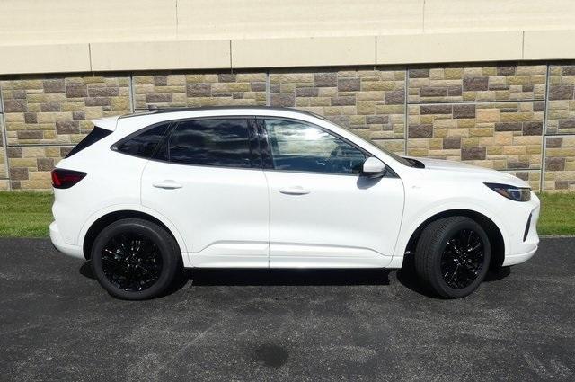 new 2024 Ford Escape car, priced at $39,426