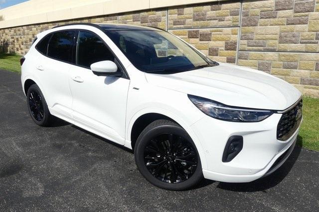 new 2024 Ford Escape car, priced at $39,426